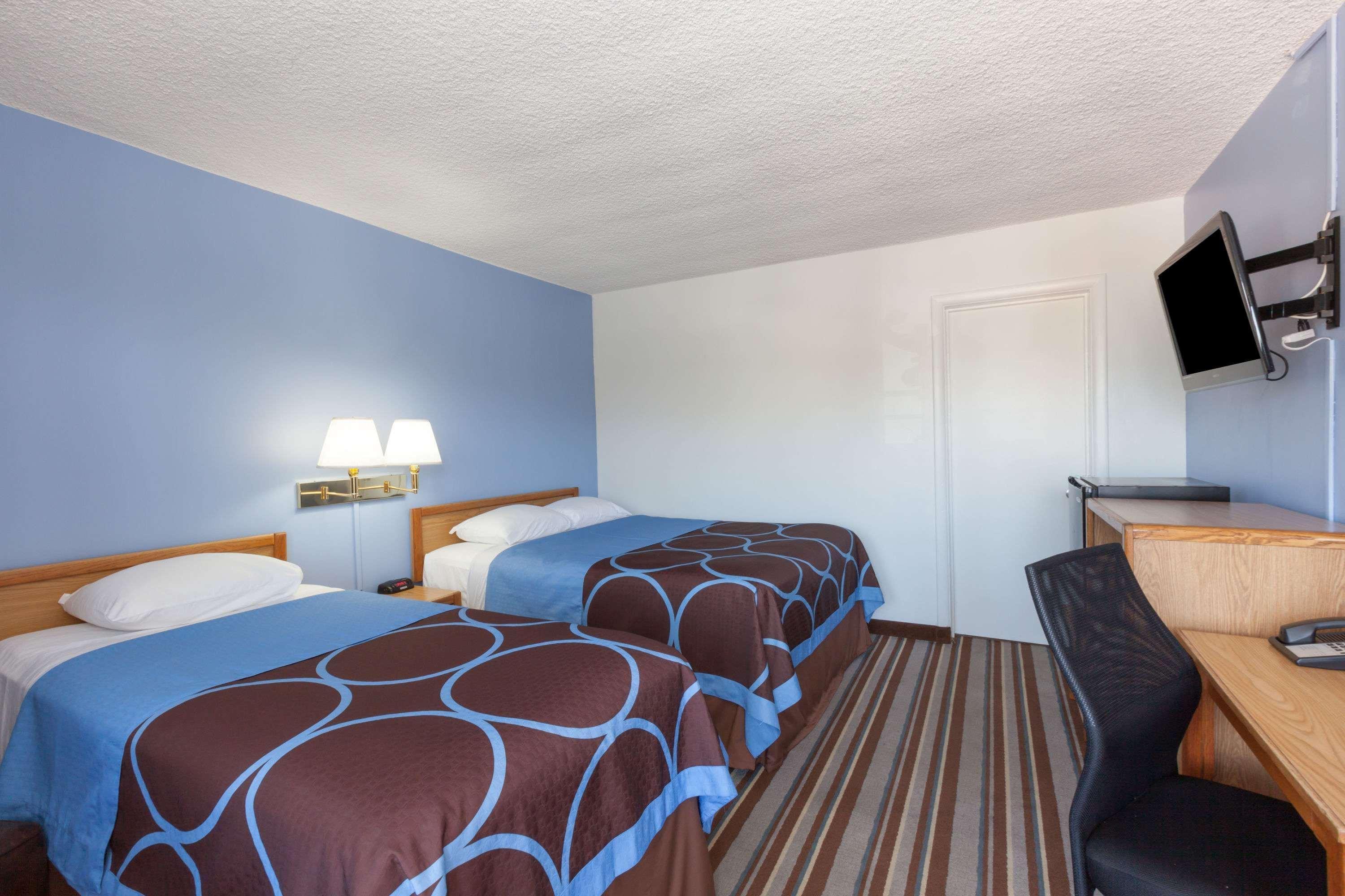 Hotel Super 8 By Wyndham Santa Barbara/goleta Goleta