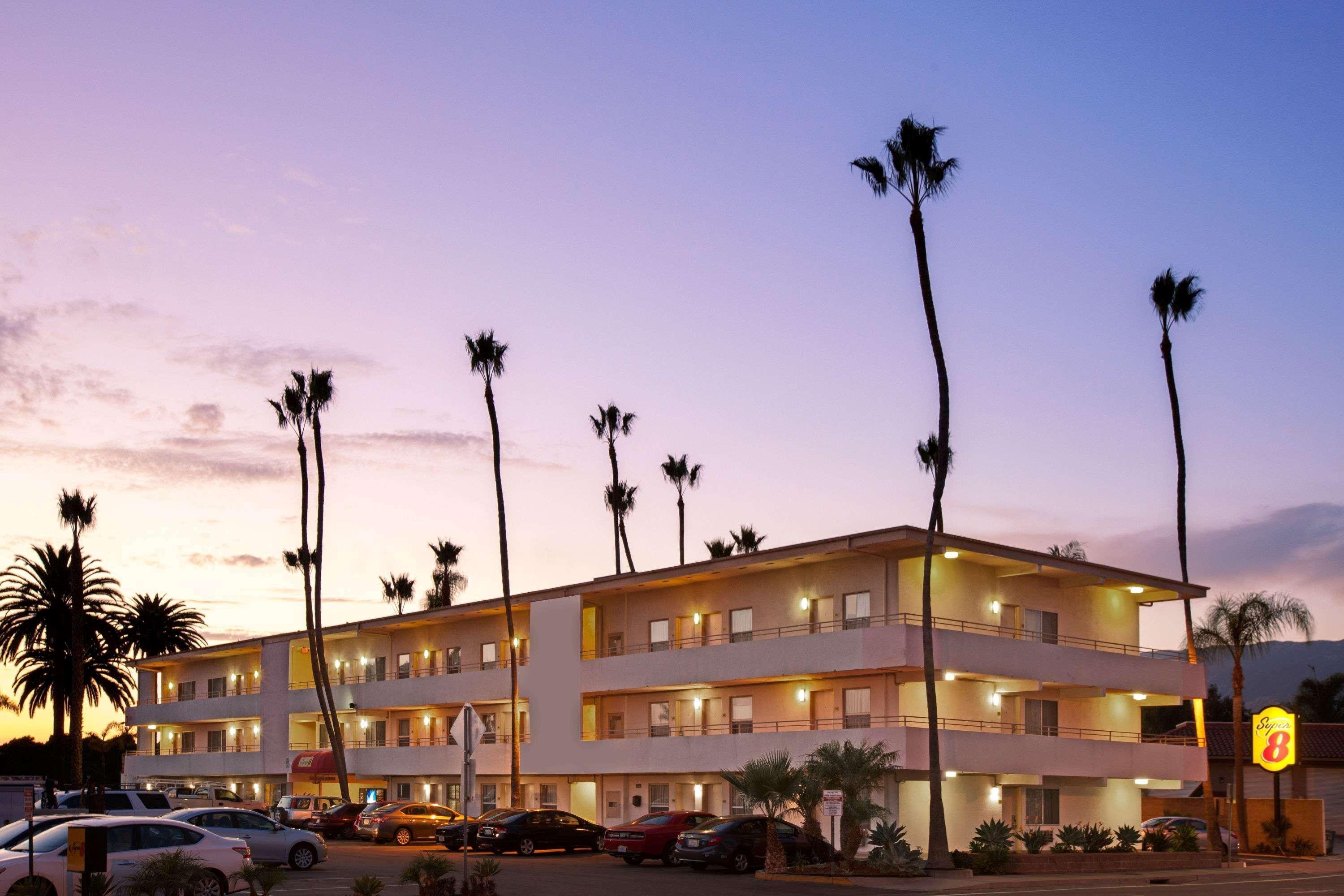 Super 8 By Wyndham Santa Barbara/goleta Hotel