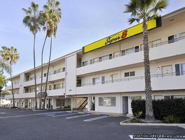 Super 8 By Wyndham Santa Barbara/goleta Hotel